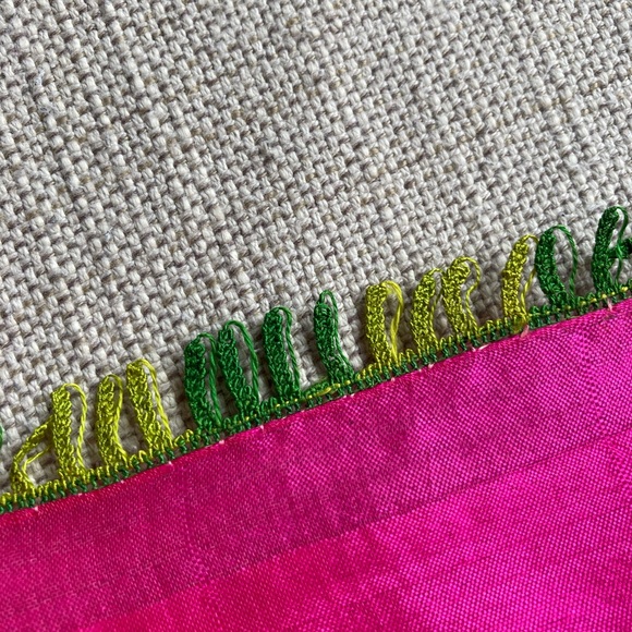 Vintage, Raw Silk Scarf, Hand Crocheted Edges, Pink - Picture 5 of 5